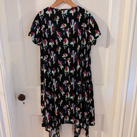 wrap dress - Picture 2 of 4